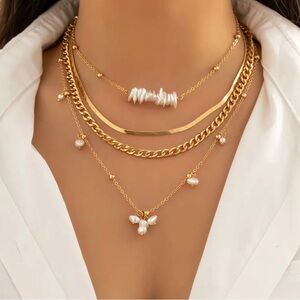 Trending Fall 2024 Bohemian Vogue Dangling Fresh Water Pearl Layer Neckkace Set